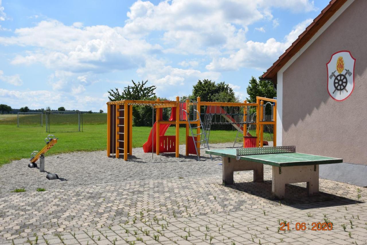 Ferienwohnungen Fewo Landglueck Herrieden Esterno foto